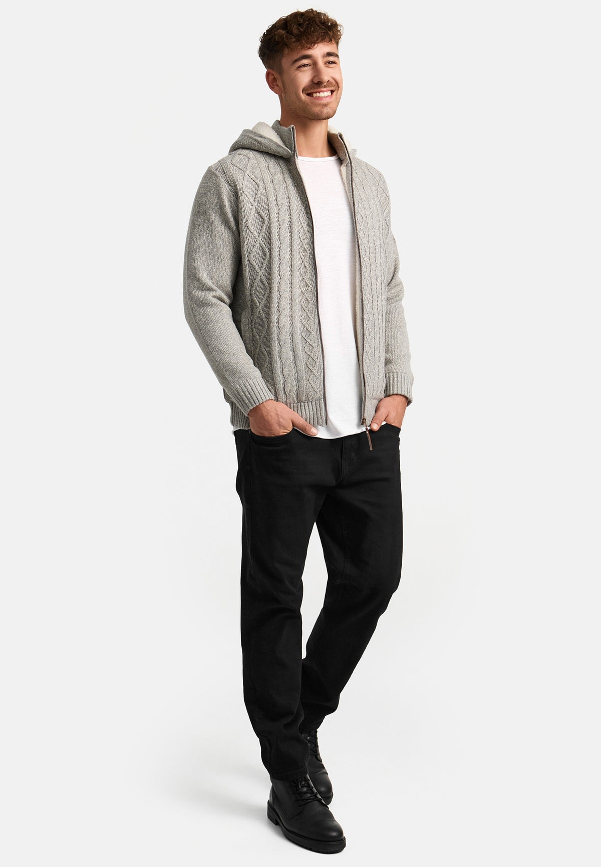 Strickjacke INRandolph Produktbild