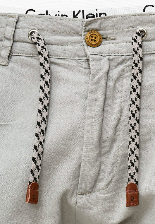 Indicode Men's Bowmanville Shorts made from 55% linen & 45% cotton