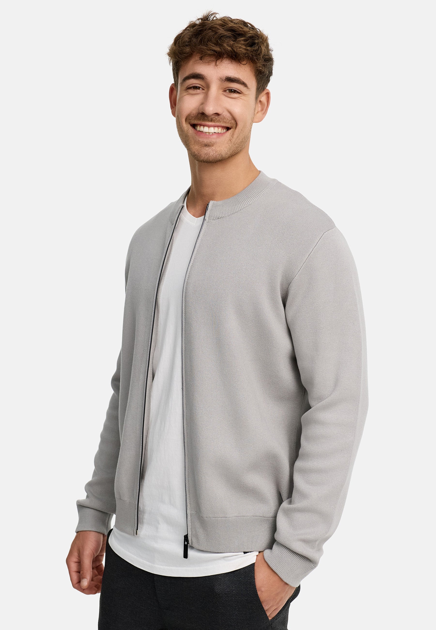 Strickjacke INLaos Produktbild