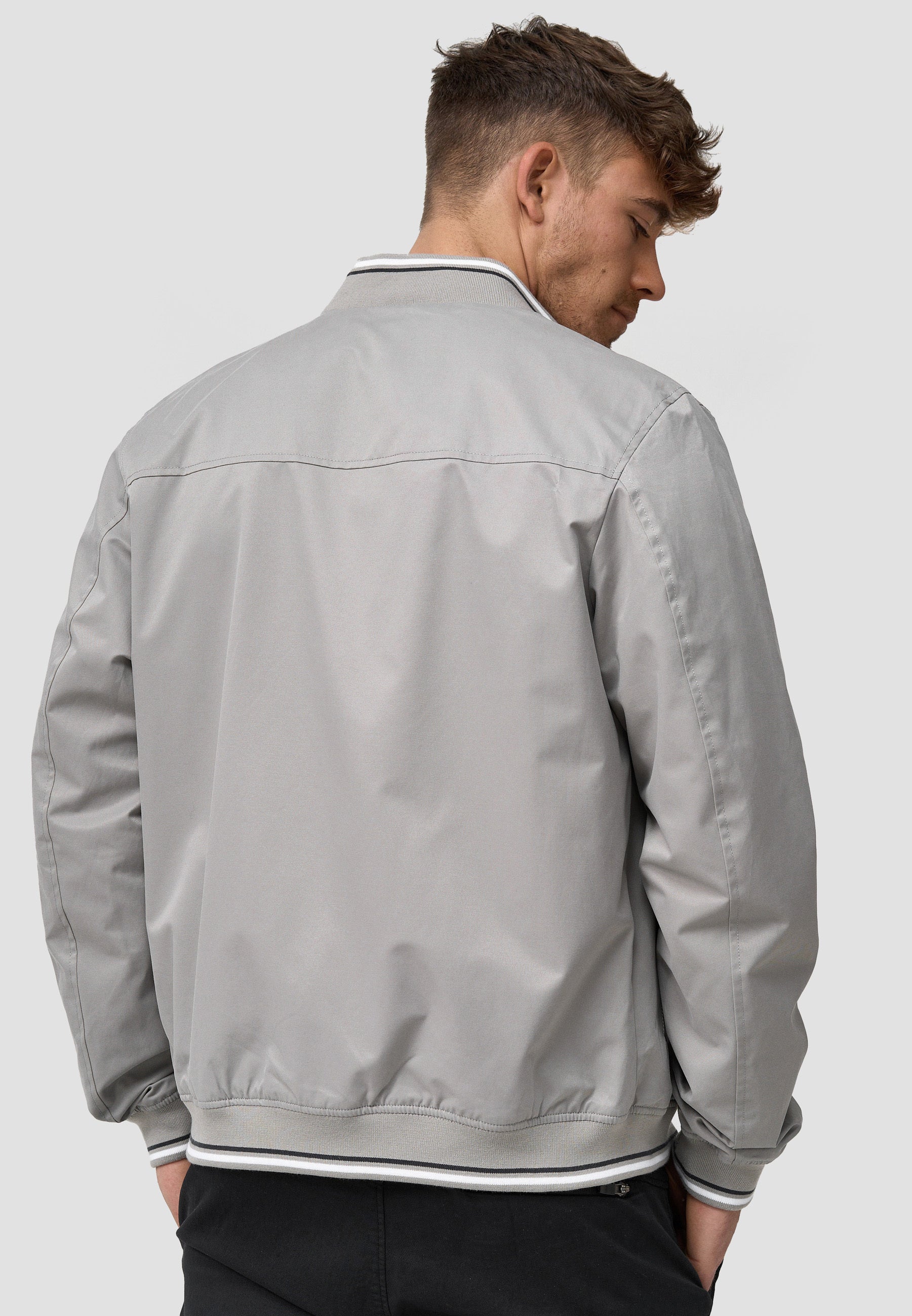 #farbe_lt-grey
