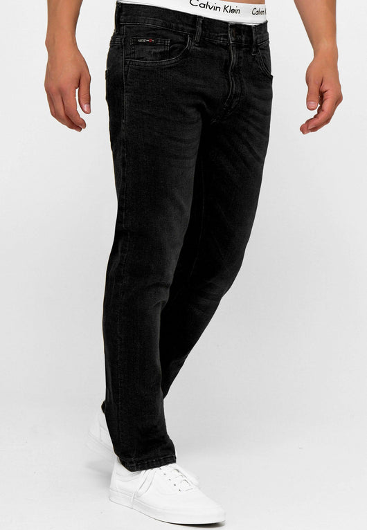 Indicode men's Finsburg jeans made from a cotton blend with stretch